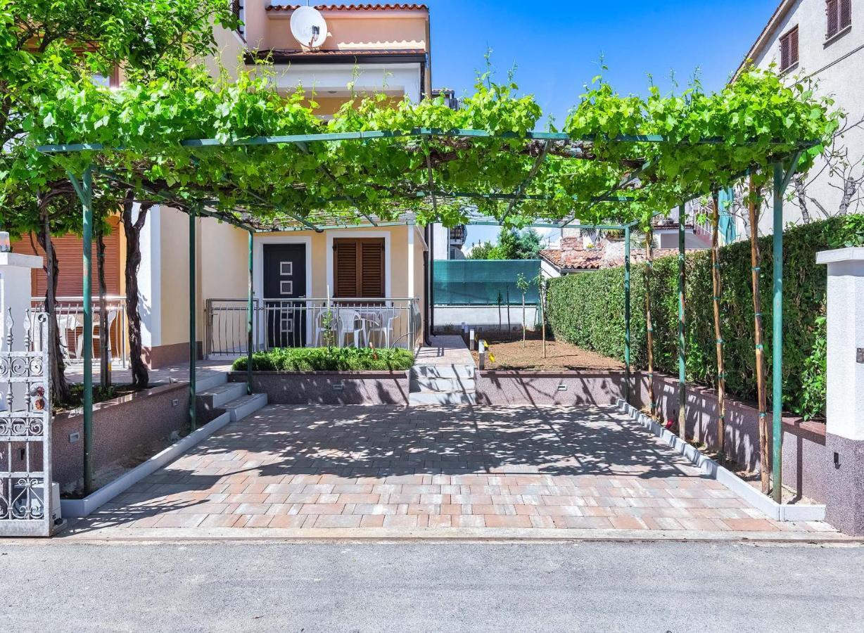 Rino Apartamento Poreč Exterior foto