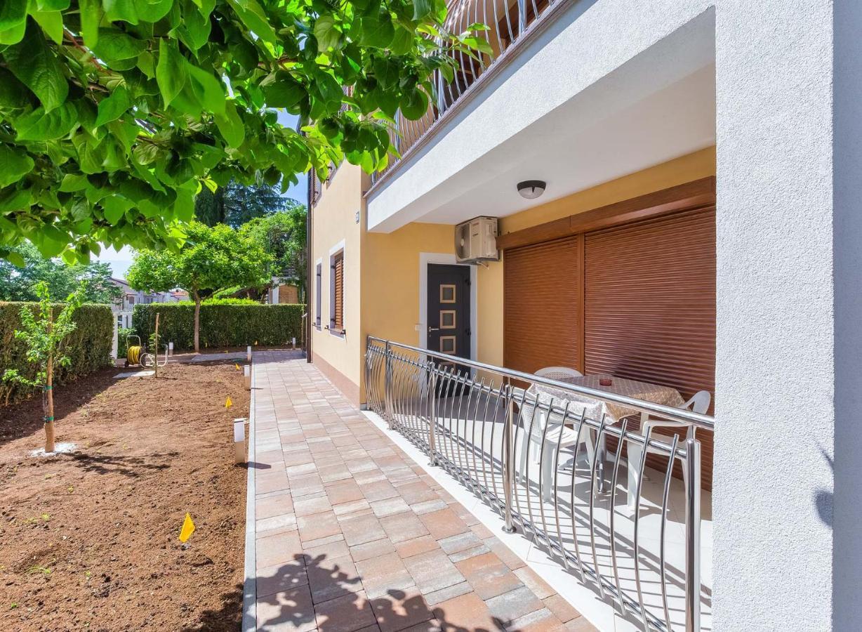 Rino Apartamento Poreč Exterior foto